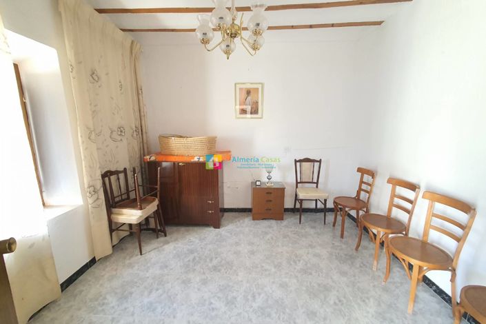 Image No.4-4 Bed Country House for sale