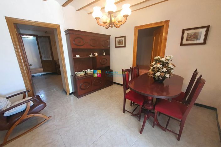 Image No.6-4 Bed Country House for sale