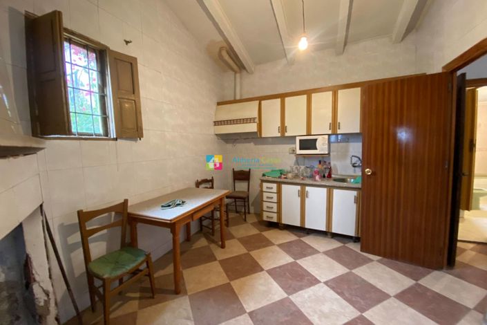 Image No.16-3 Bed Townhouse for sale