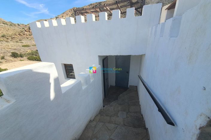 Image No.41-4 Bed Country House for sale