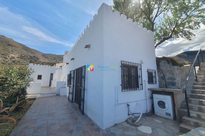 Image No.47-4 Bed Country House for sale