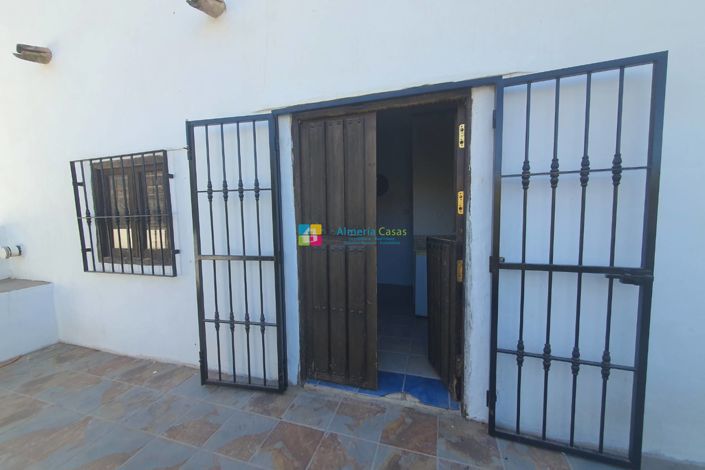 Image No.48-4 Bed Country House for sale