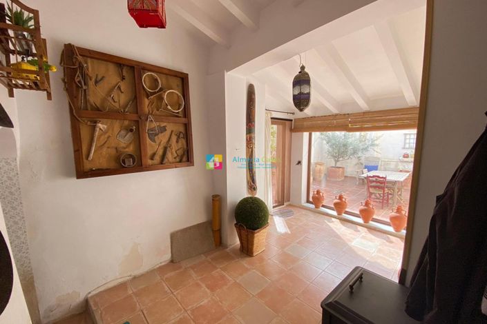 Image No.13-3 Bed Townhouse for sale