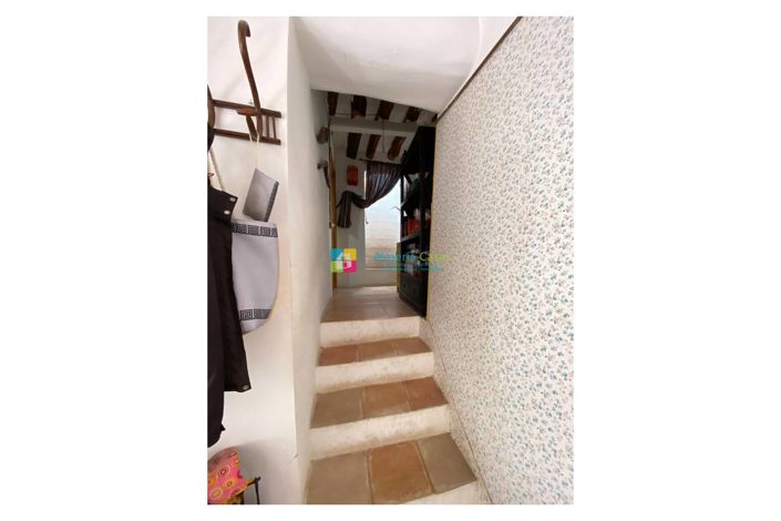 Image No.23-3 Bed Townhouse for sale