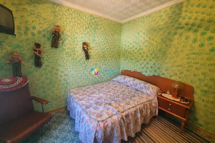 Image No.20-4 Bed Country House for sale