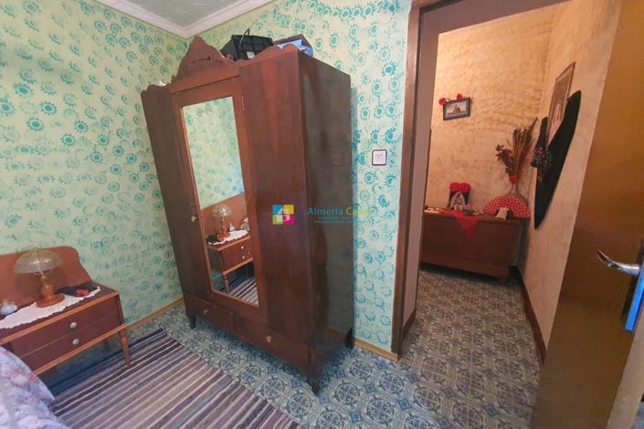 Image No.22-4 Bed Country House for sale