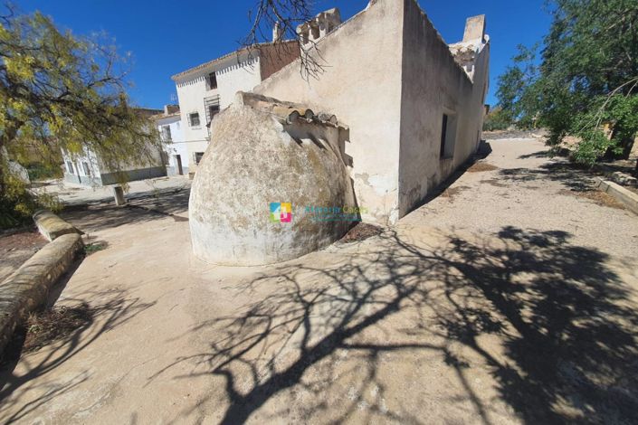 Image No.2-3 Bed Country House for sale