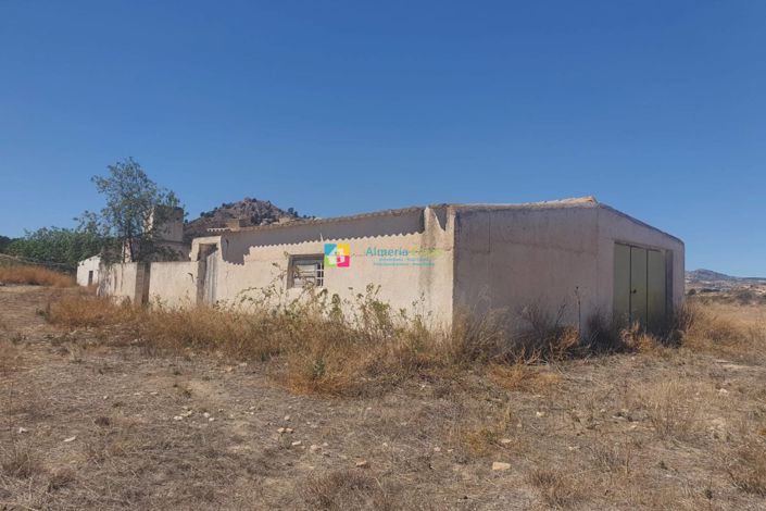 Image No.28-4 Bed Country House for sale