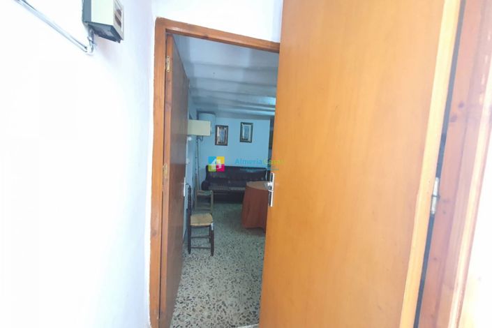 Image No.8-4 Bed Country House for sale