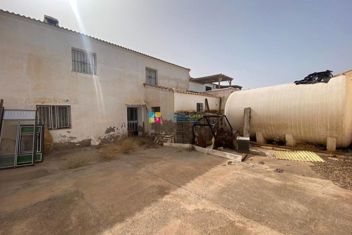 Image No.21-3 Bed Country House for sale