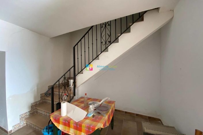 Image No.24-3 Bed Country House for sale