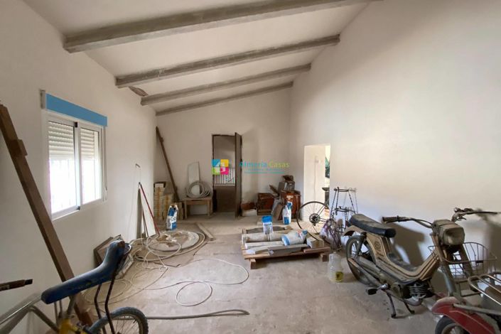 Image No.33-3 Bed Country House for sale