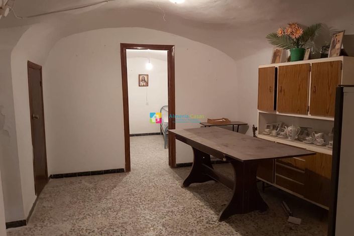 Image No.10-3 Bed Country House for sale