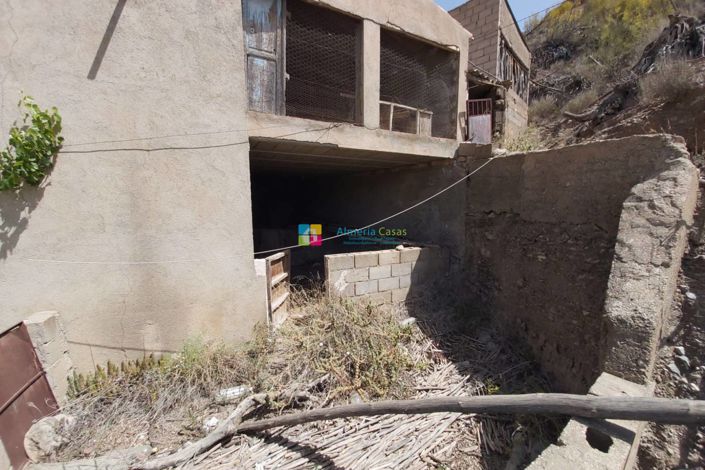 Image No.25-3 Bed Country House for sale