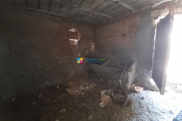 Image No.29-3 Bed Country House for sale