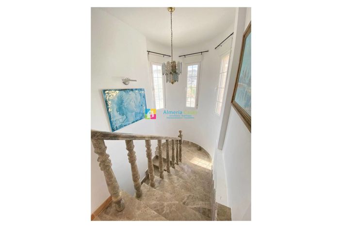 Image No.32-5 Bed Villa for sale