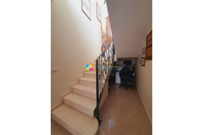 Image No.33-4 Bed Villa for sale