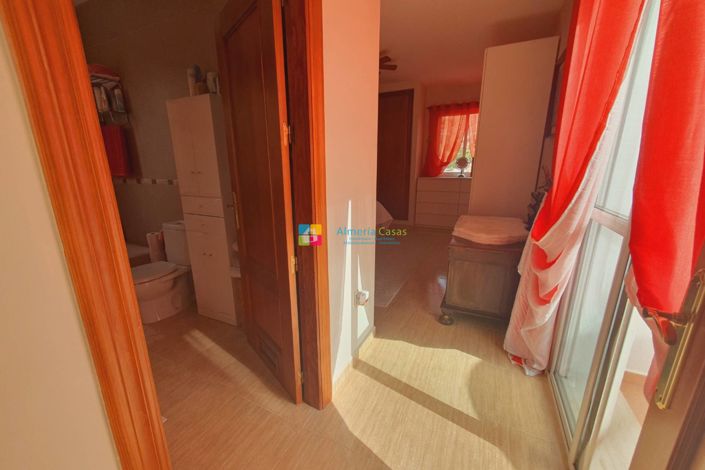 Image No.35-4 Bed Villa for sale