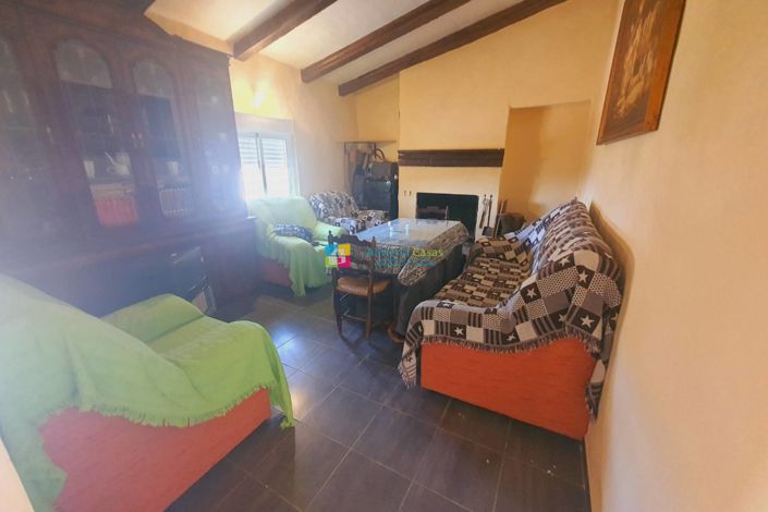 Image No.11-2 Bed Country House for sale