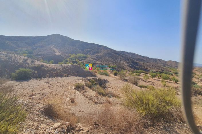 Image No.26-2 Bed Country House for sale