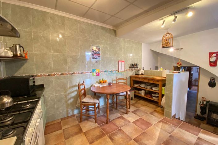 Image No.16-3 Bed Townhouse for sale