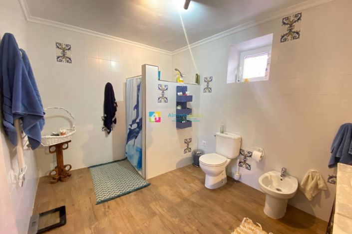 Image No.48-3 Bed Townhouse for sale