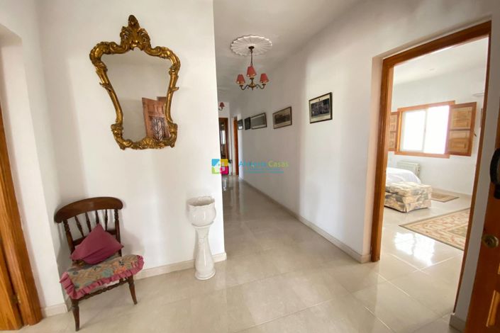Image No.6-3 Bed Villa for sale