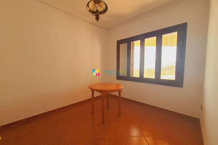 Image No.22-9 Bed Villa for sale