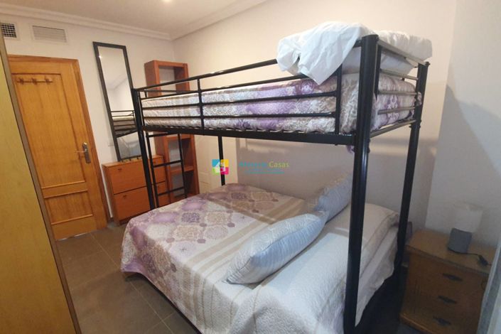 Image No.18-4 Bed Apartment for sale