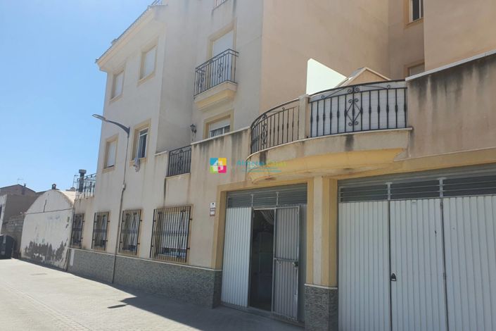 Image No.27-4 Bed Apartment for sale