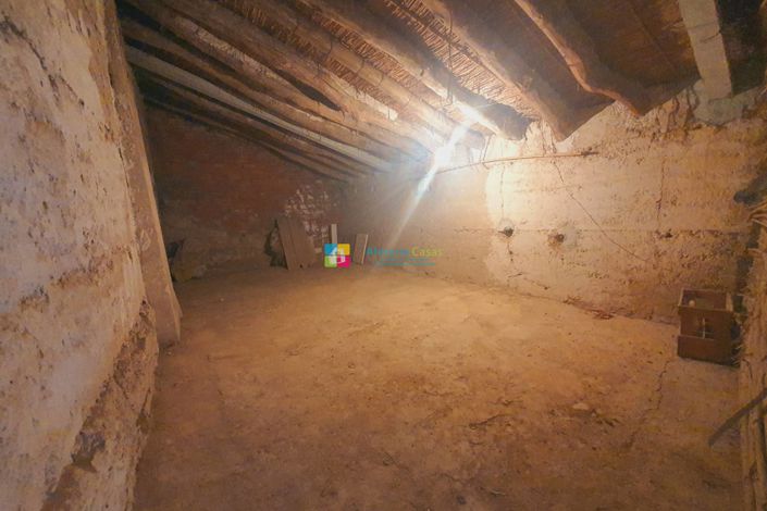 Image No.17-3 Bed Country House for sale