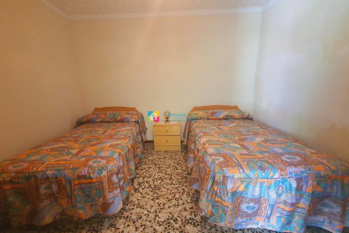 Image No.6-3 Bed Country House for sale