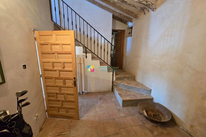 Image No.16-4 Bed Country House for sale