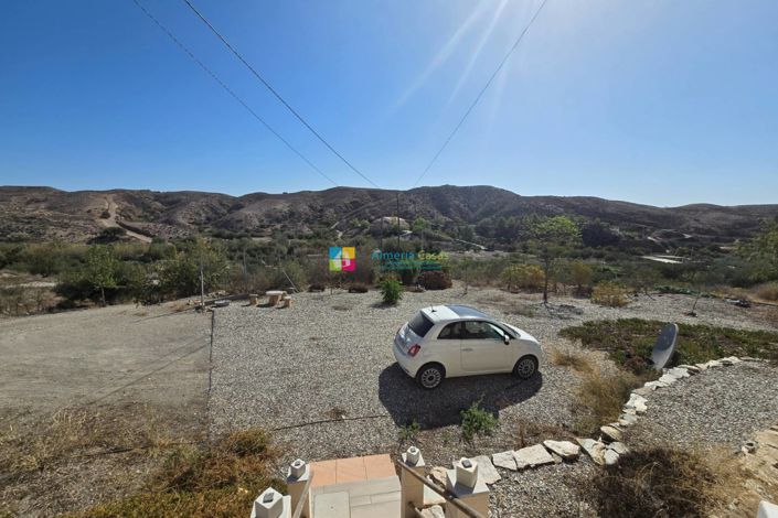 Image No.33-4 Bed Country House for sale