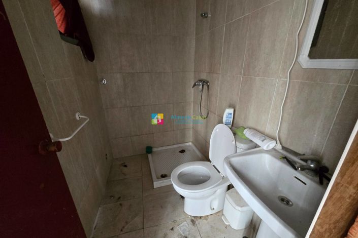 Image No.5-4 Bed Townhouse for sale