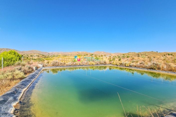 Image No.28-4 Bed Country House for sale