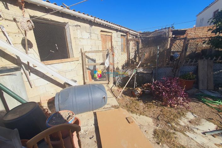 Image No.37-4 Bed Townhouse for sale