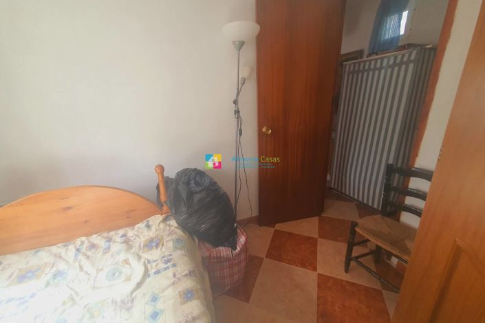 Image No.16-2 Bed Country House for sale