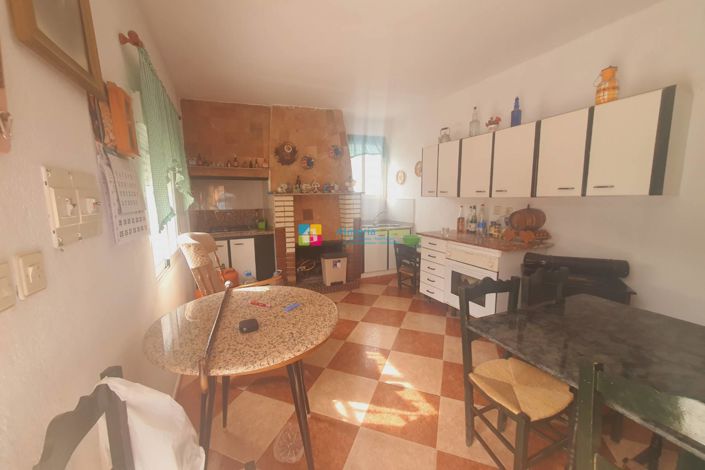 Image No.6-2 Bed Country House for sale