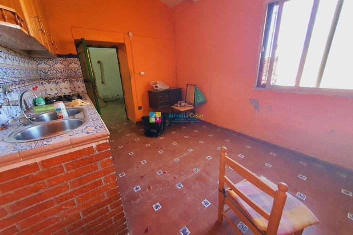 Image No.18-3 Bed Country House for sale