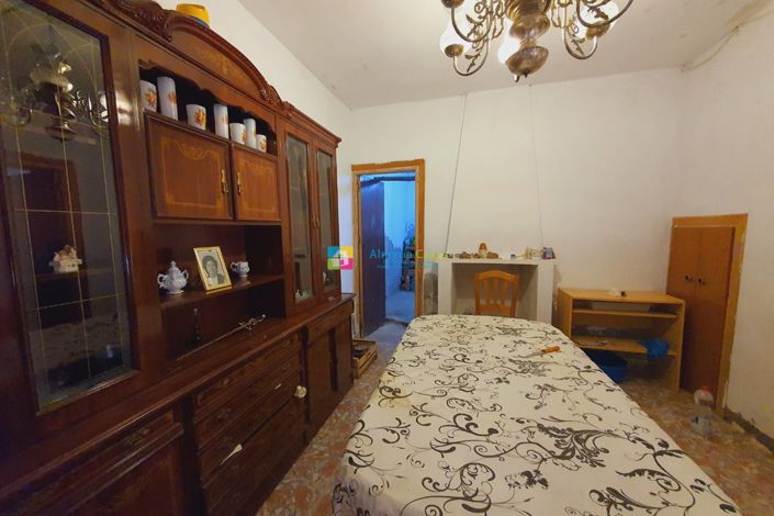 Image No.22-3 Bed Country House for sale