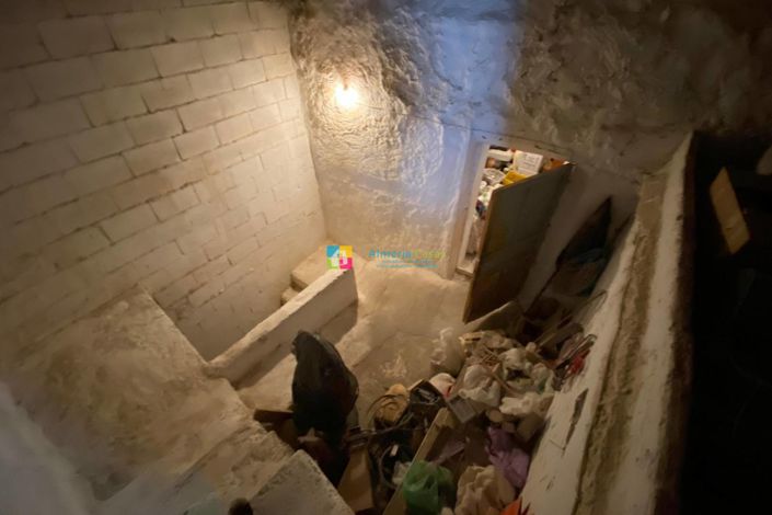 Image No.19-4 Bed Townhouse for sale