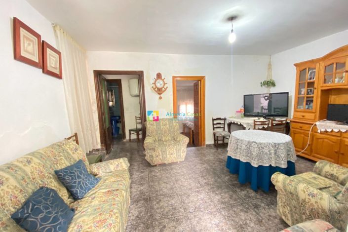 Image No.12-5 Bed Country House for sale