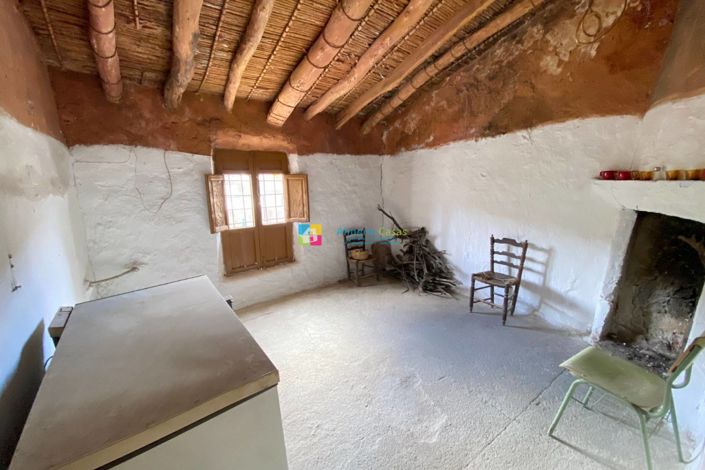 Image No.28-5 Bed Country House for sale