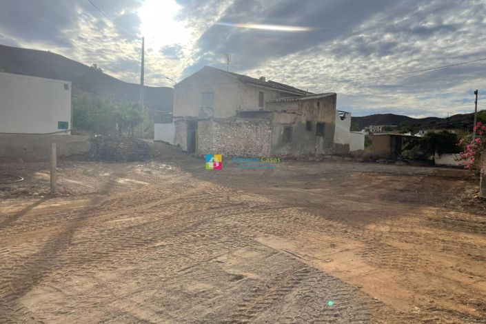 Image No.3-5 Bed Country House for sale