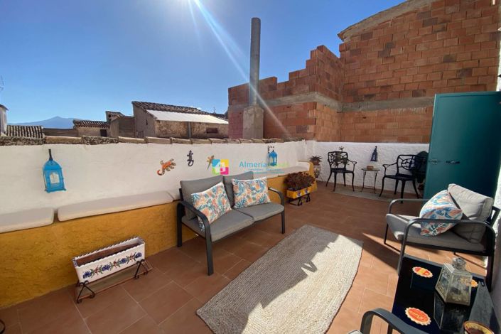 Image No.35-3 Bed Townhouse for sale