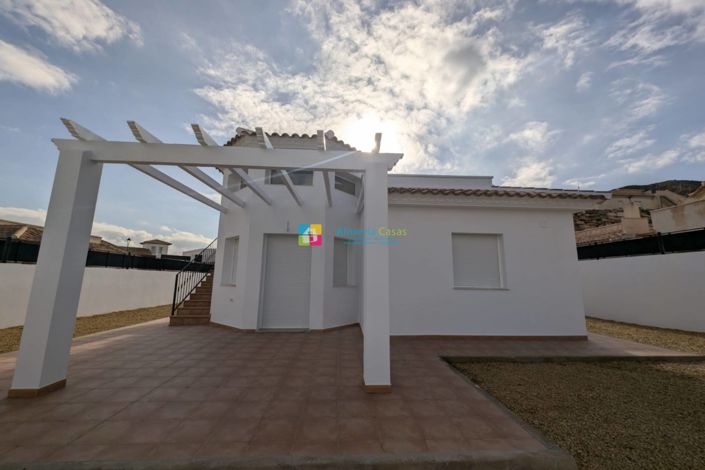 Image No.8-3 Bed Villa for sale