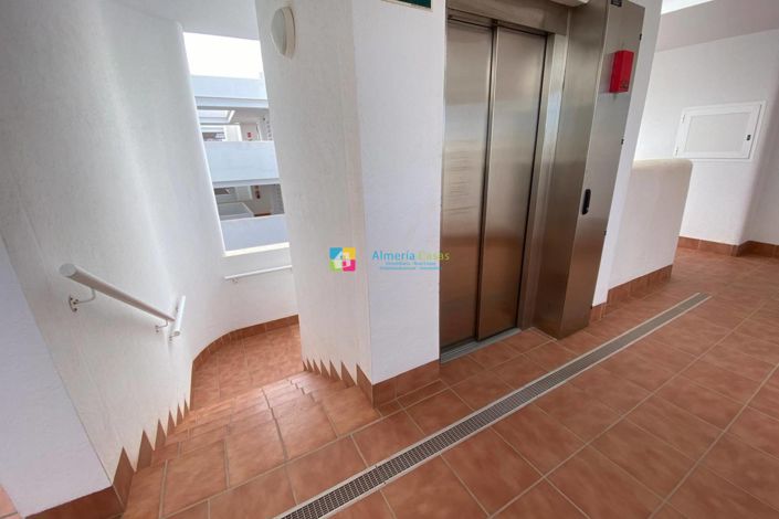 Image No.28-3 Bed Apartment for sale