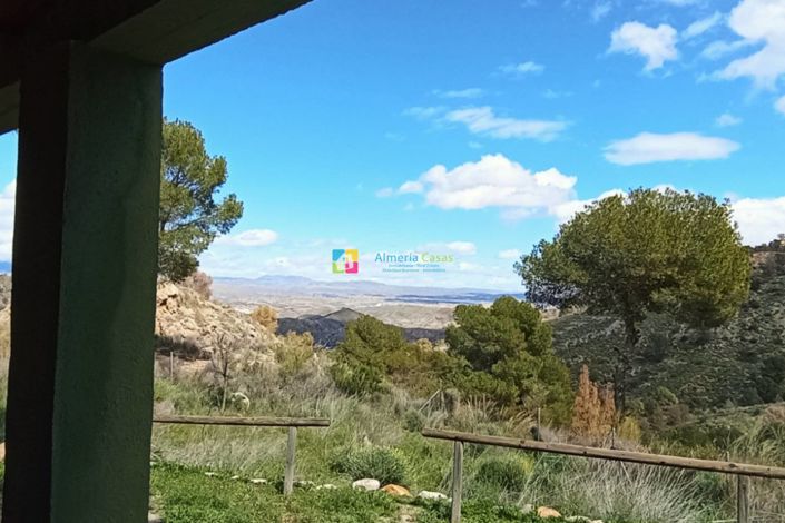 Image No.16-3 Bed Country House for sale