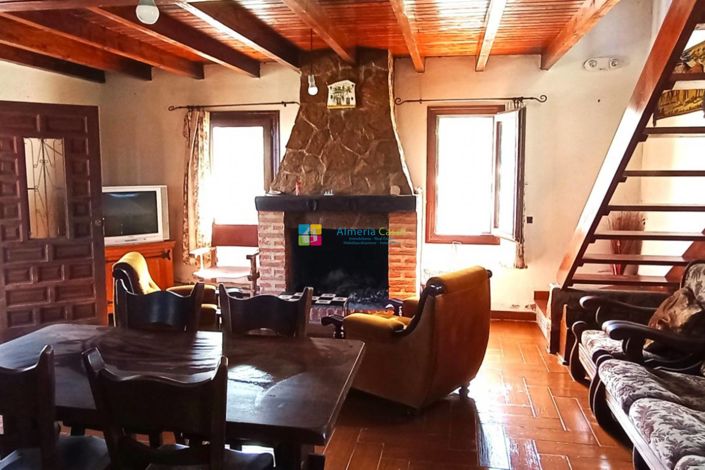 Image No.5-3 Bed Country House for sale